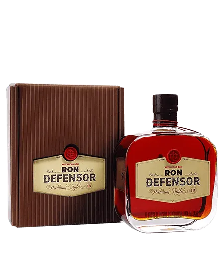 Ron Defensor Style 18 años x 700ml